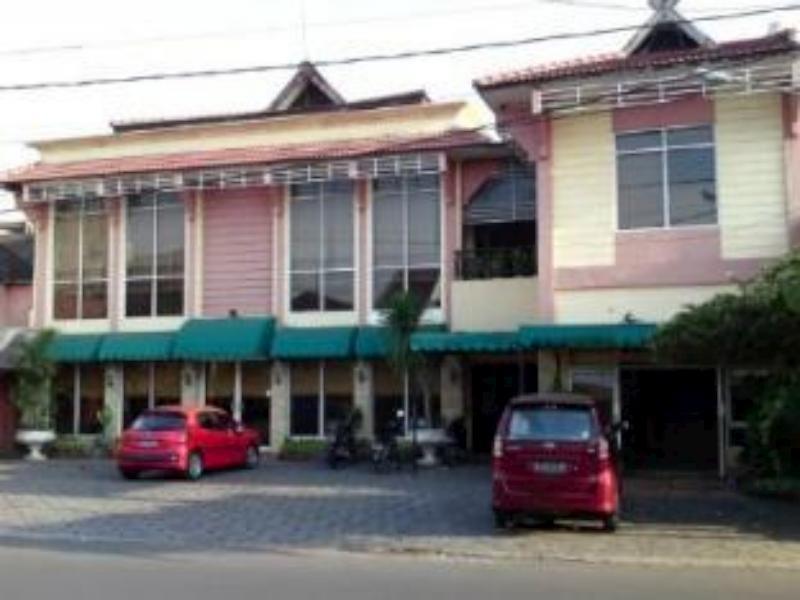 Hotel Margosuko Malang Esterno foto